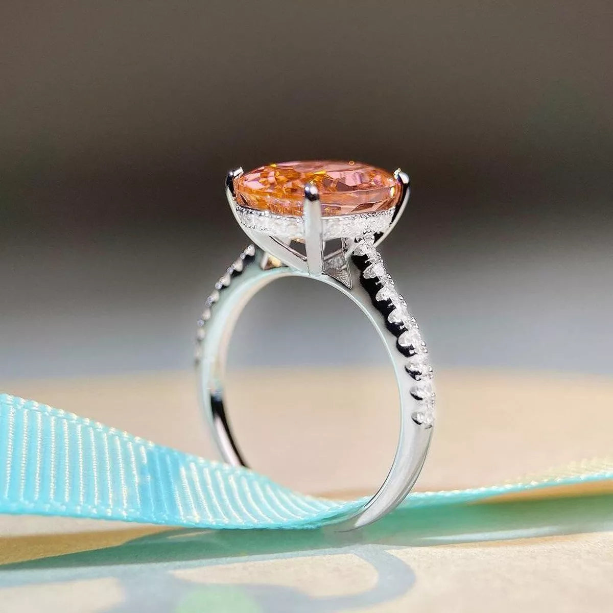 925 Sterling Silver Zircon Oval Ring