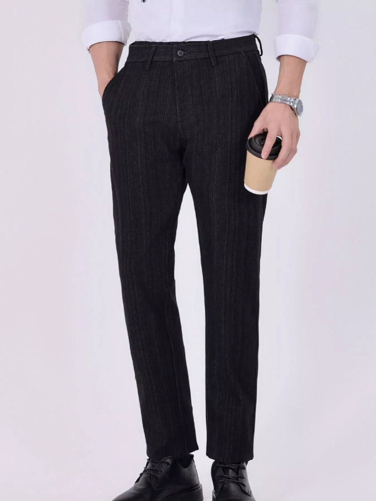Men's Slim Fit Pants in Black, view 3