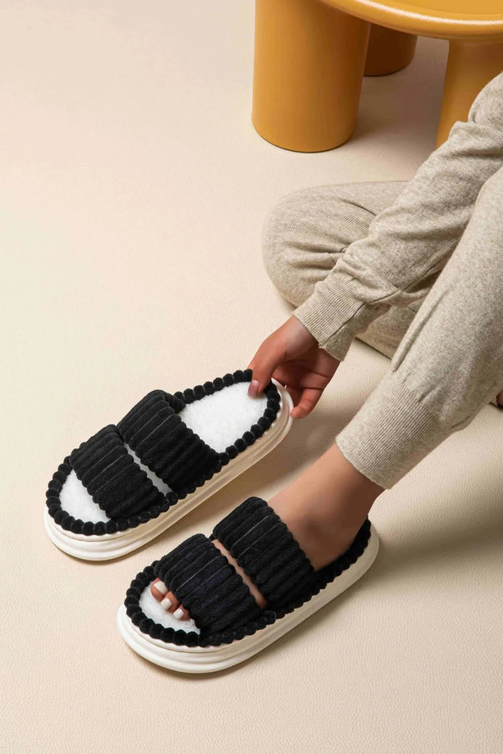 Open Toe Fluff Platform Slippers - Lilixa.store