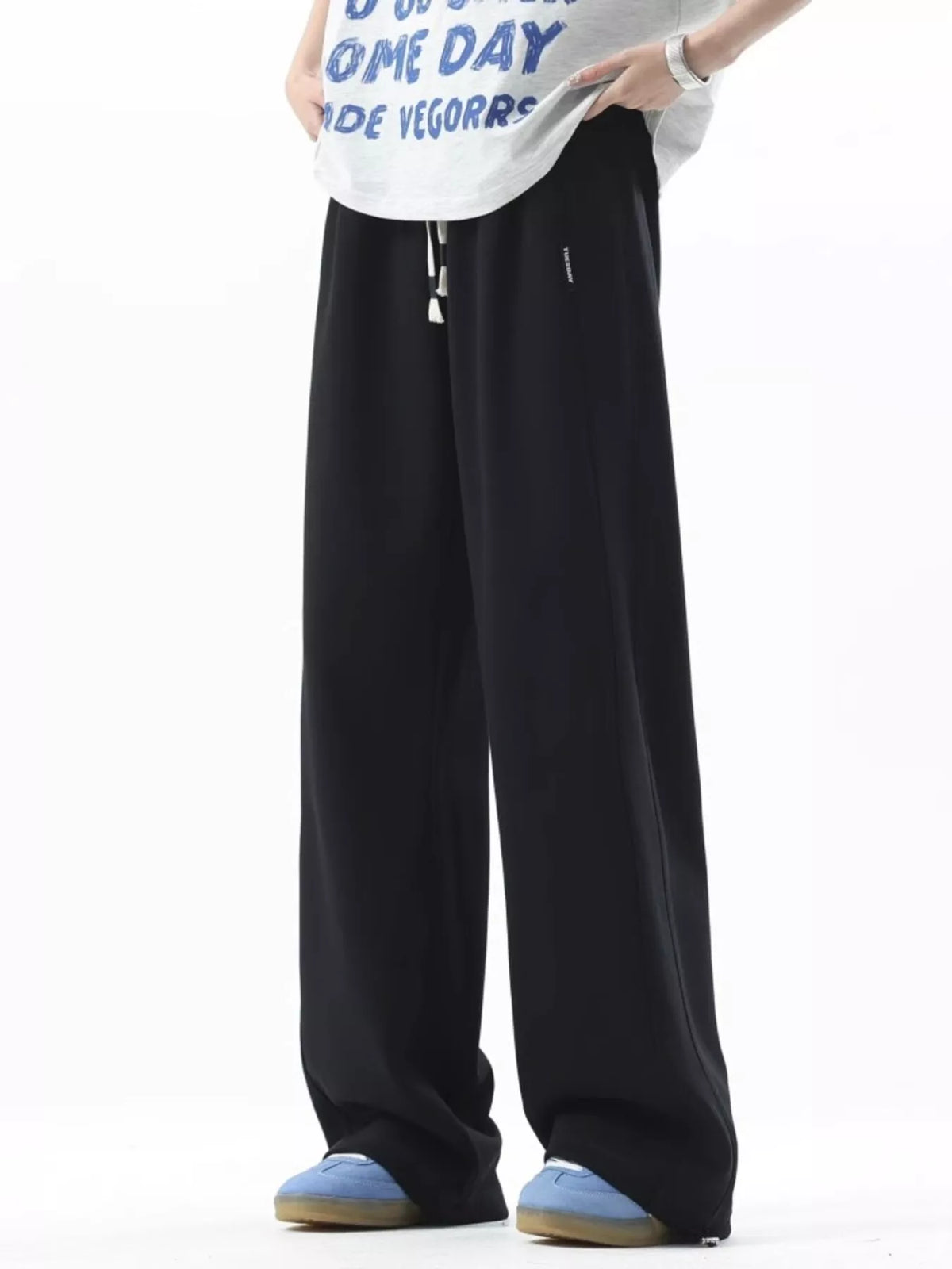 Men's Plus Size Loose Fit Drawstring Sweatpants in Black
