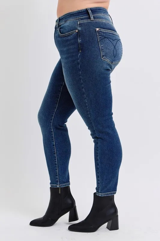 Judy Blue Full Size Mid-Rise Waist Skinny Jeans with Thermal Lining Plus Size - Lilixa.store