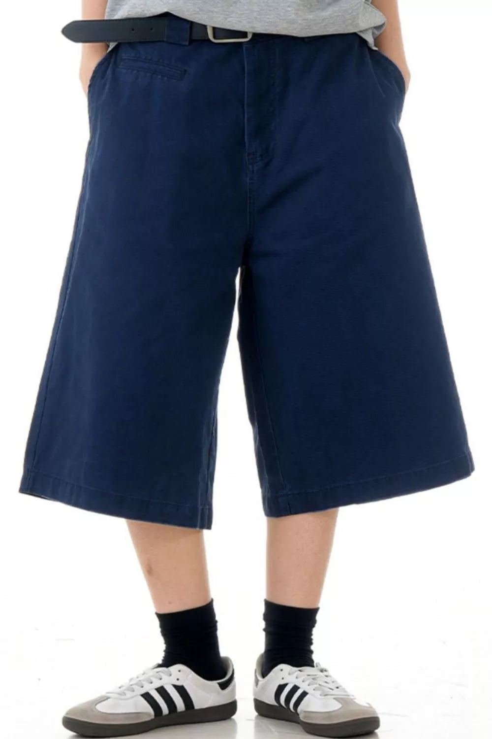 Men's Wide-Leg Casual Shorts in Navy Blue