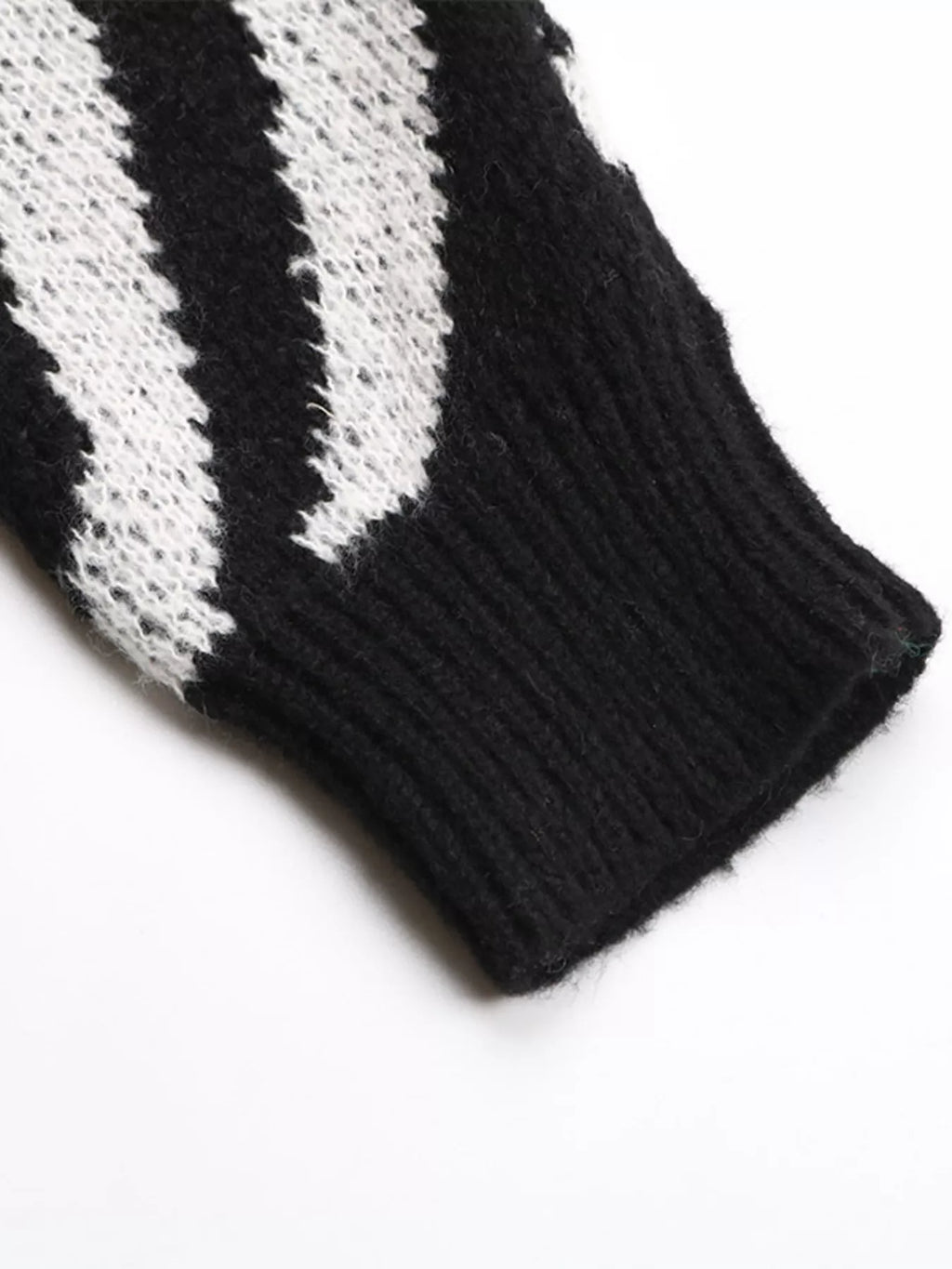 Zebra Print Relaxed Fit Pullover Sweater - Lilixa.store