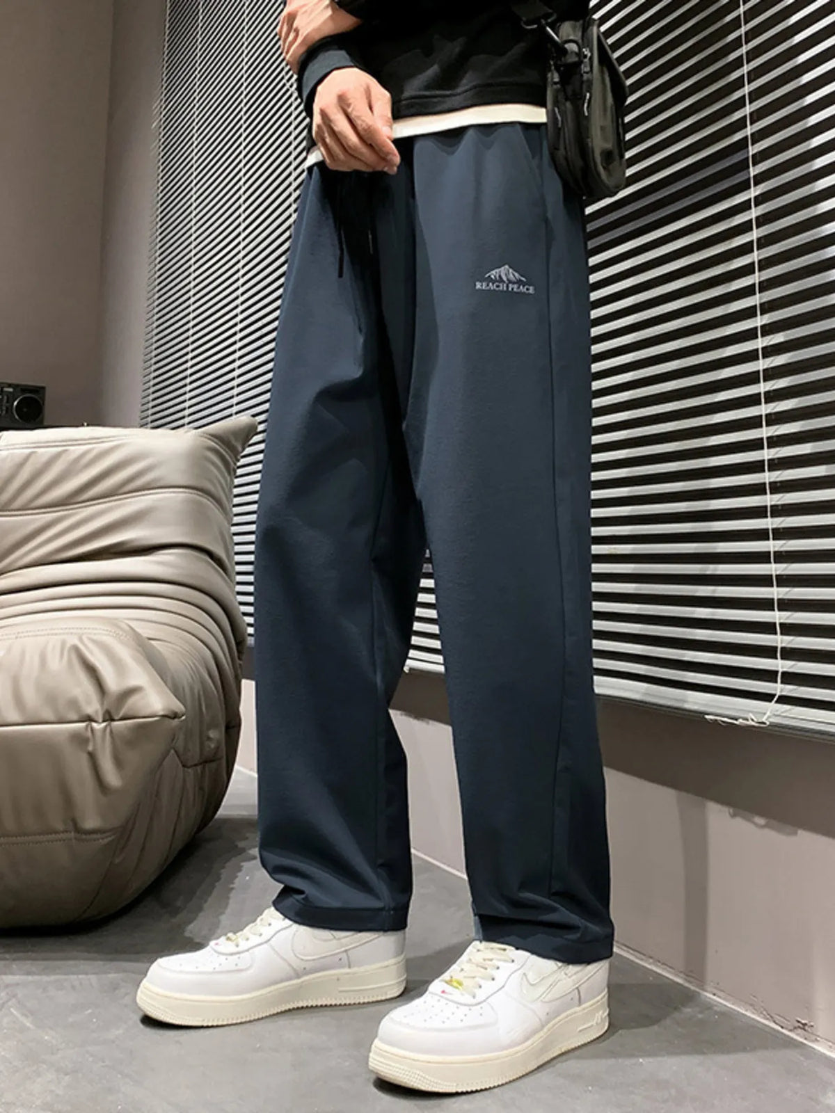 Men's Plus Size Relaxed Fit Drawstring Pants in Blue
