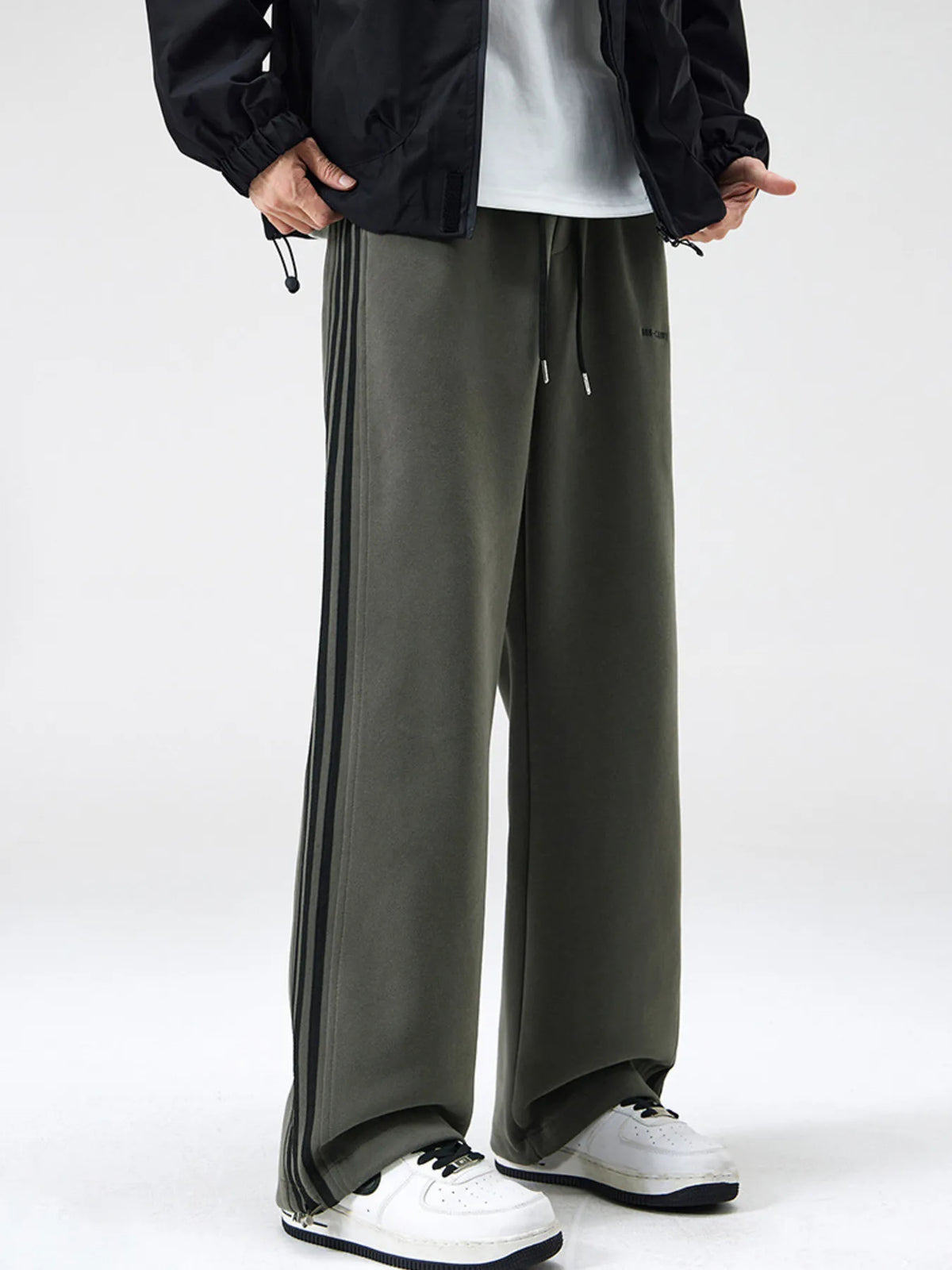 Men's Plus Size Relaxed Fit Pants with Side Stripes in Army Green