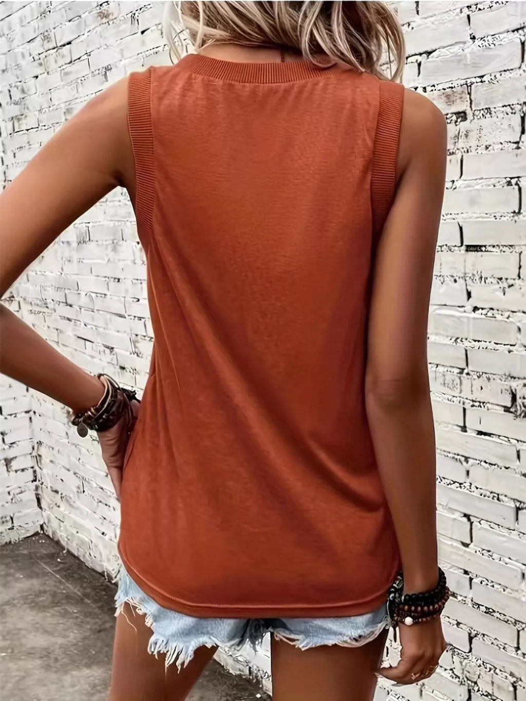 V-Neck Ribbed Trim Tank - Lilixa.store
