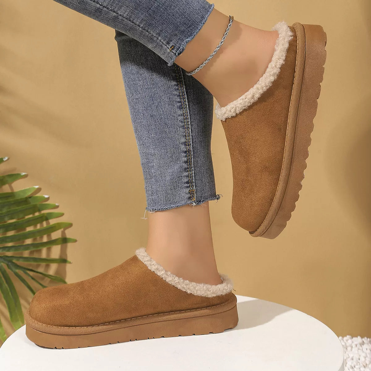Plush Lined Round Toe Slippers - Lilixa.store