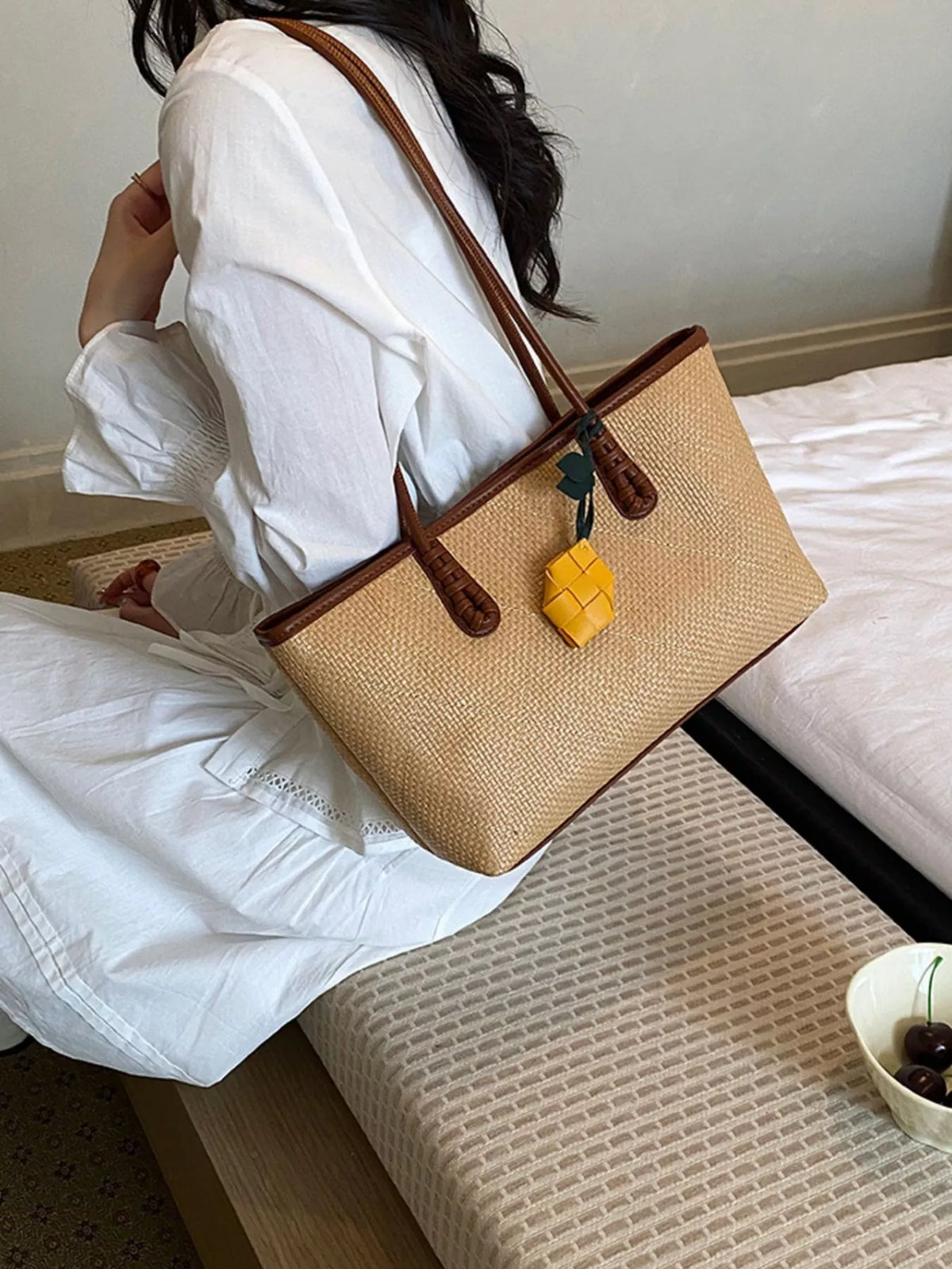 Contrast Trim Shoulder Bag - Lilixa.store