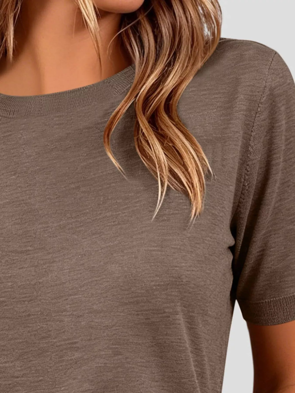 Classic Crew Neck Short Sleeve Knit Top - Lilixa.store