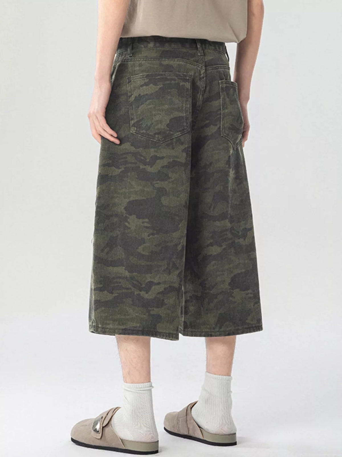 Men's Urban Camo Wide Leg Cargo Pants, view 5