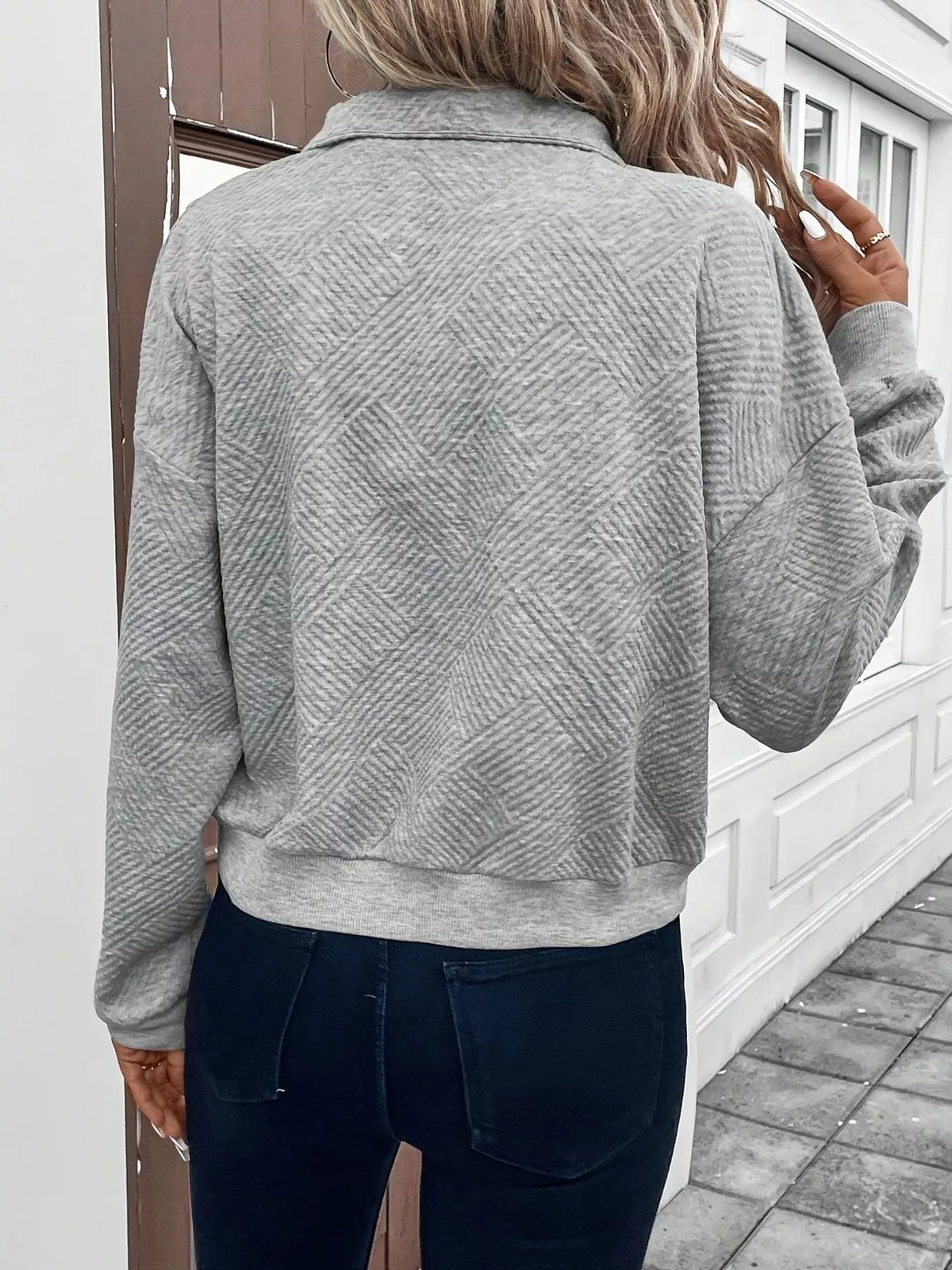 Textured Half Zip Long Sleeve Sweatshirt - Lilixa.store