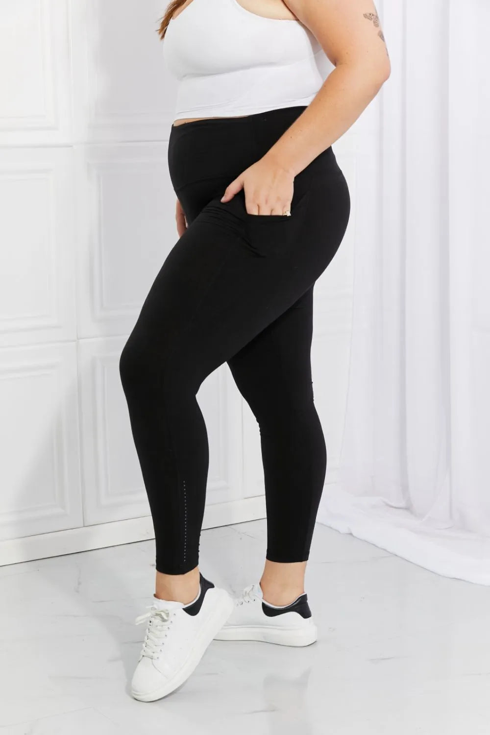 Leggings Depot Full Size Strengthen and Lengthen Reflective Dot Active Leggings - Lilixa.store