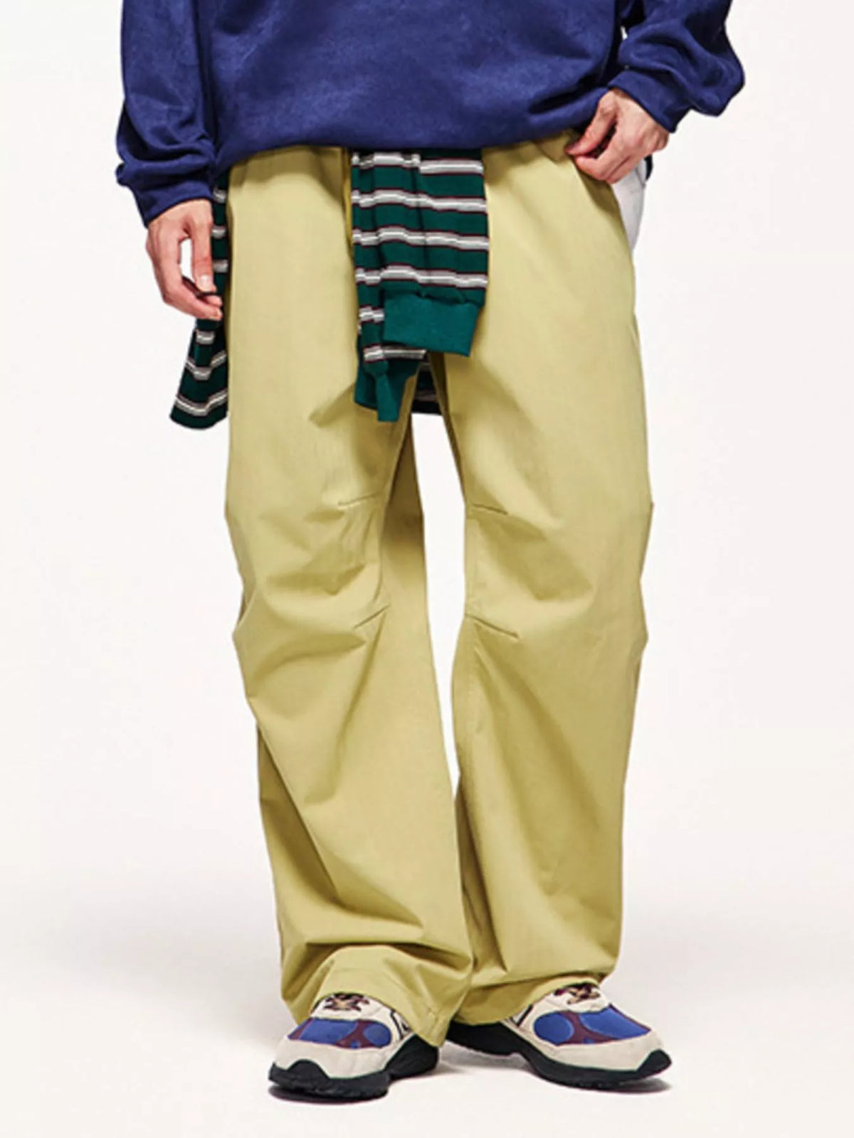 Men's Loose Fit Casual Pants in Khaki