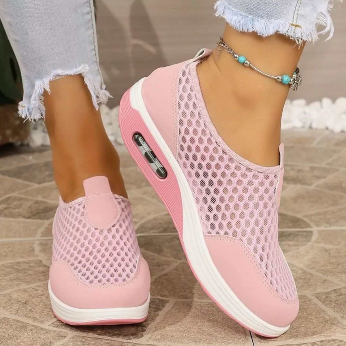 Round Toe Mesh Sneakers - Lilixa.store