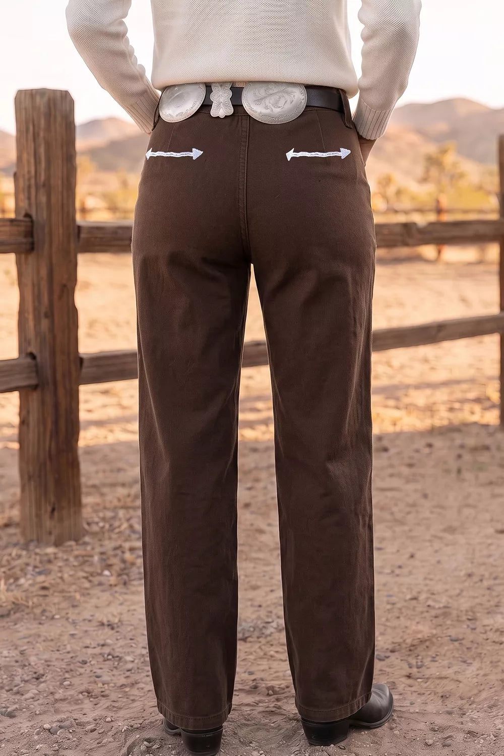 Western Colorblock Pockets Button Fly Decorative Belt Loops Straight Leg Jeans - Lilixa.store