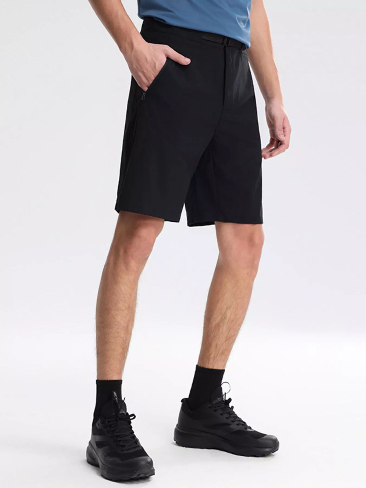 Men's Plus Size Pocketed Lightweight Shorts in Black