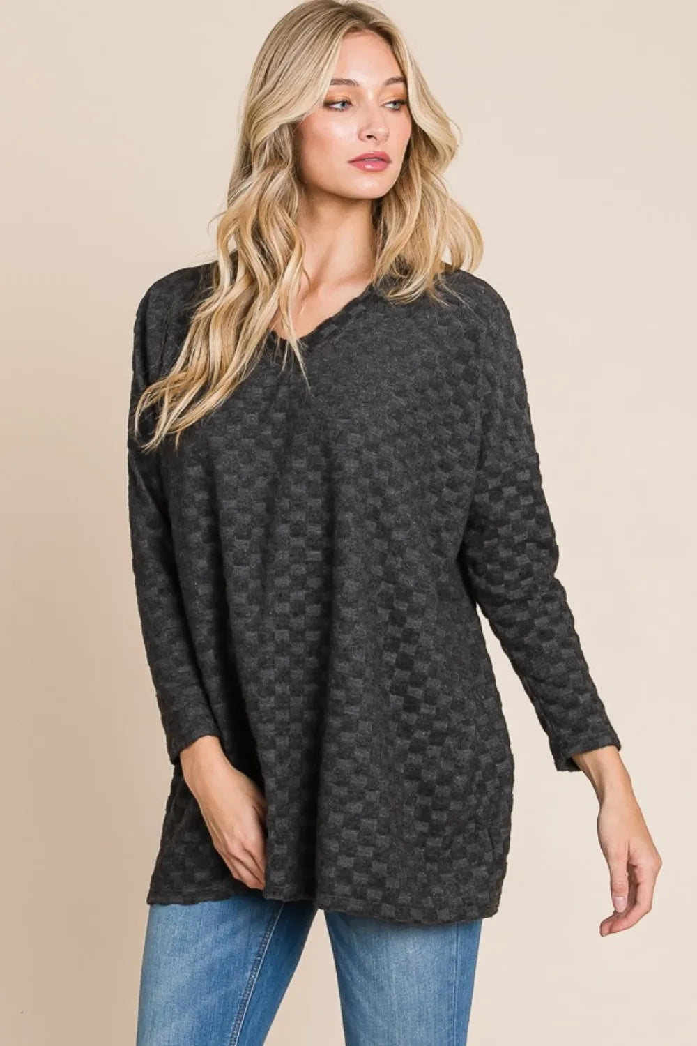 BOMBOM Checkered Long Sleeve V-Neck T-Shirt - Lilixa.store