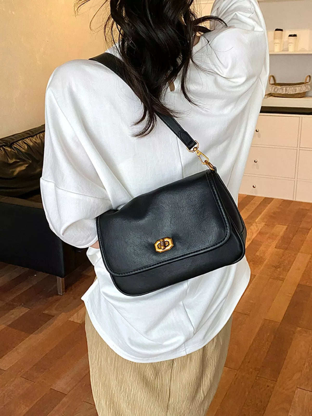 Twist Lock Flap Shoulder Bag - Lilixa.store
