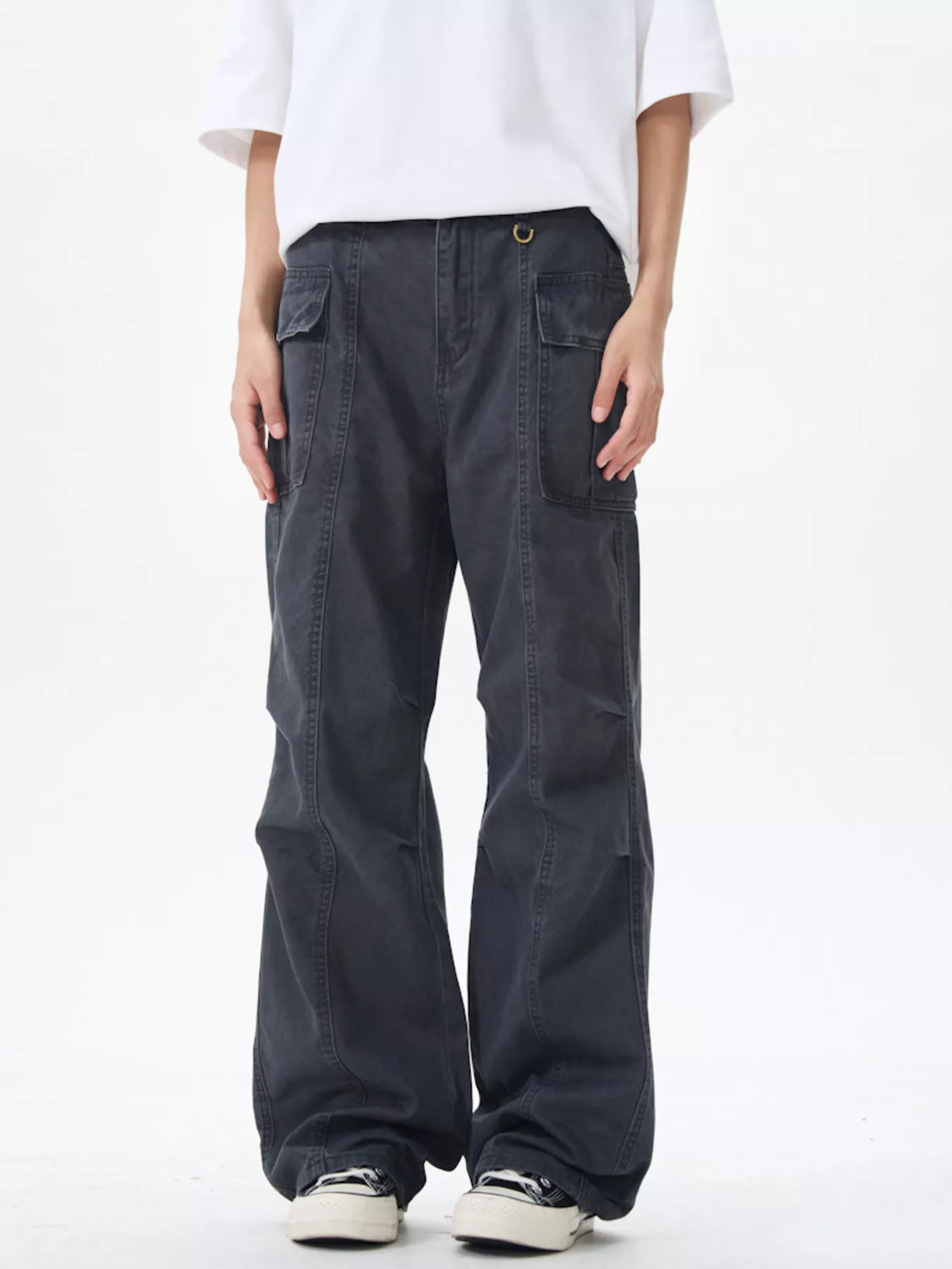 Men's Wide Leg Cargo Pants in Grey