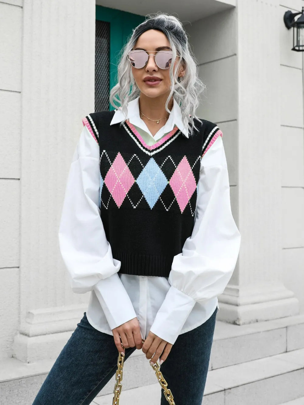 Geometric V-Neck Sweater Vest in Pink