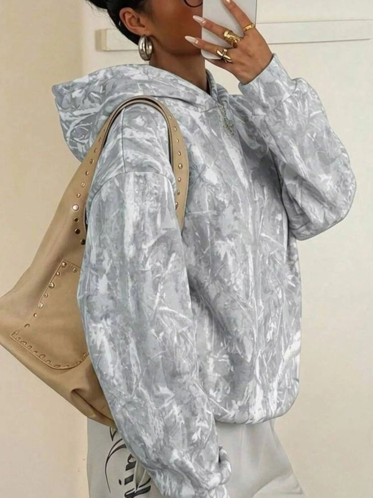 Leopard Dropped Shoulder Hoodie in Gray