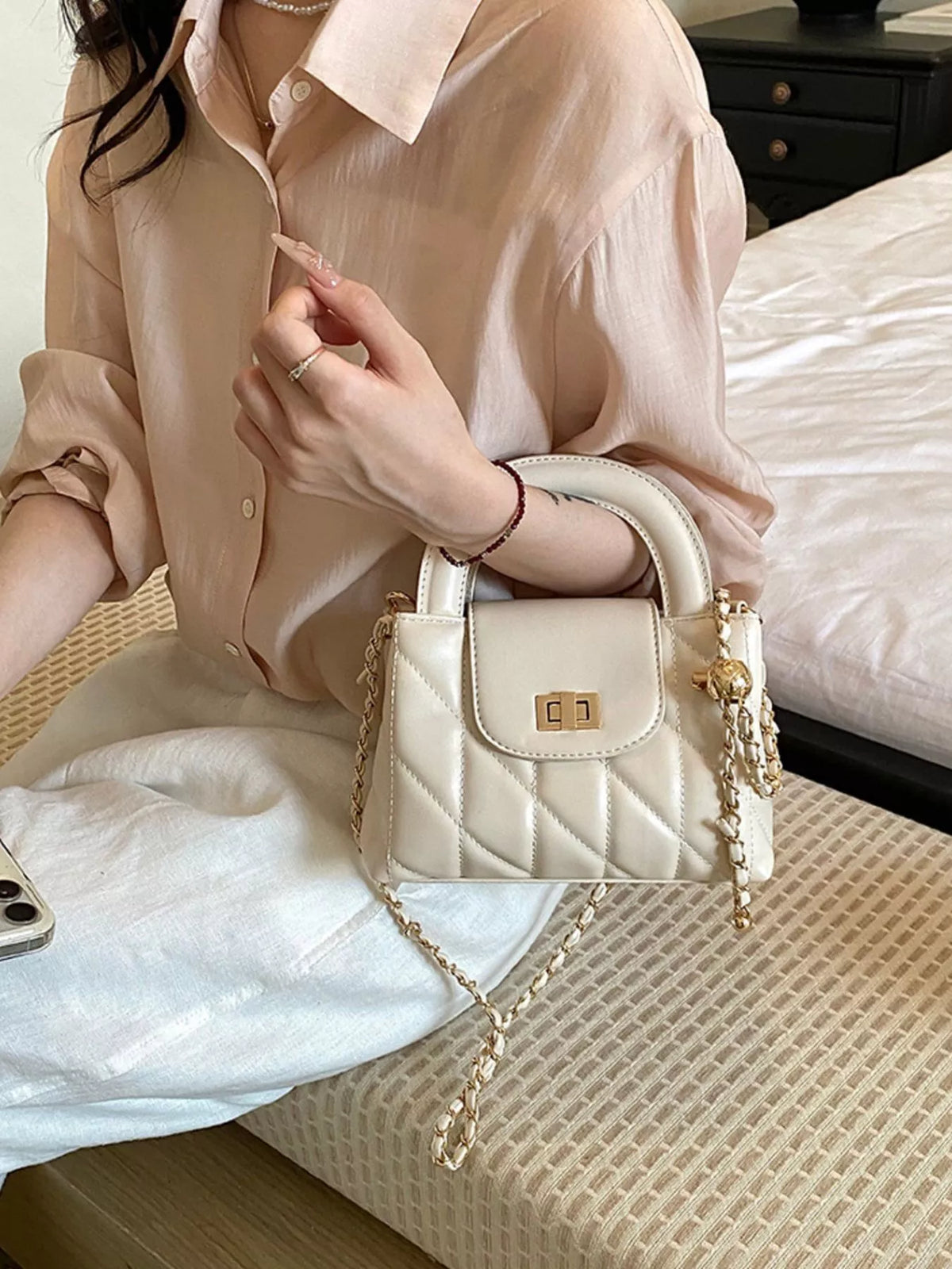 Quilted Chain Strap Crossbody Bag - Lilixa.store