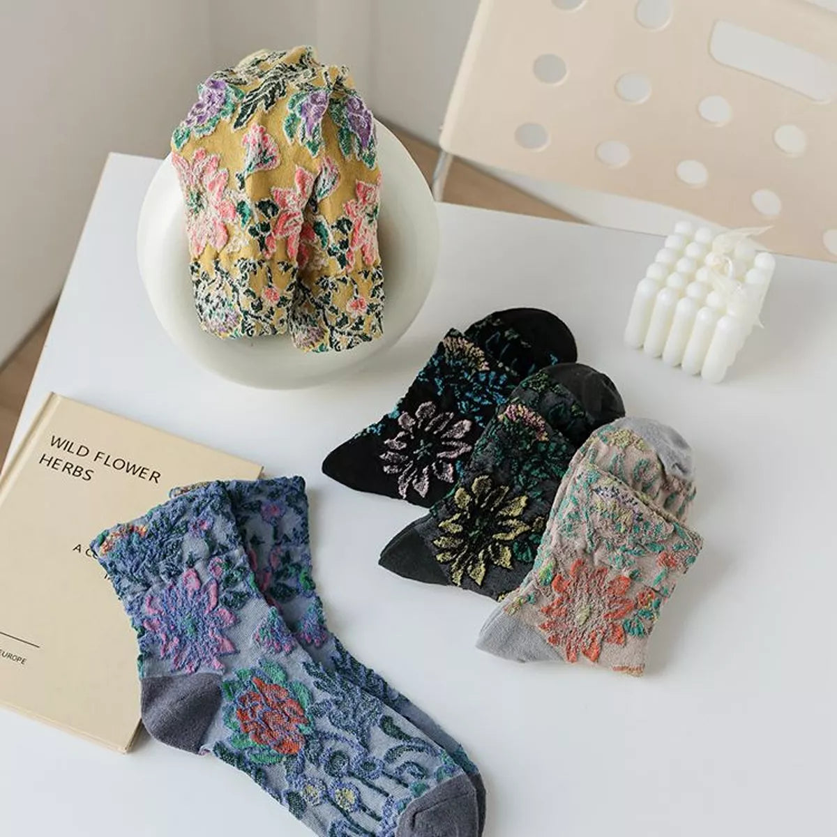 Floral Jacquard Crew Socks - Lilixa.store