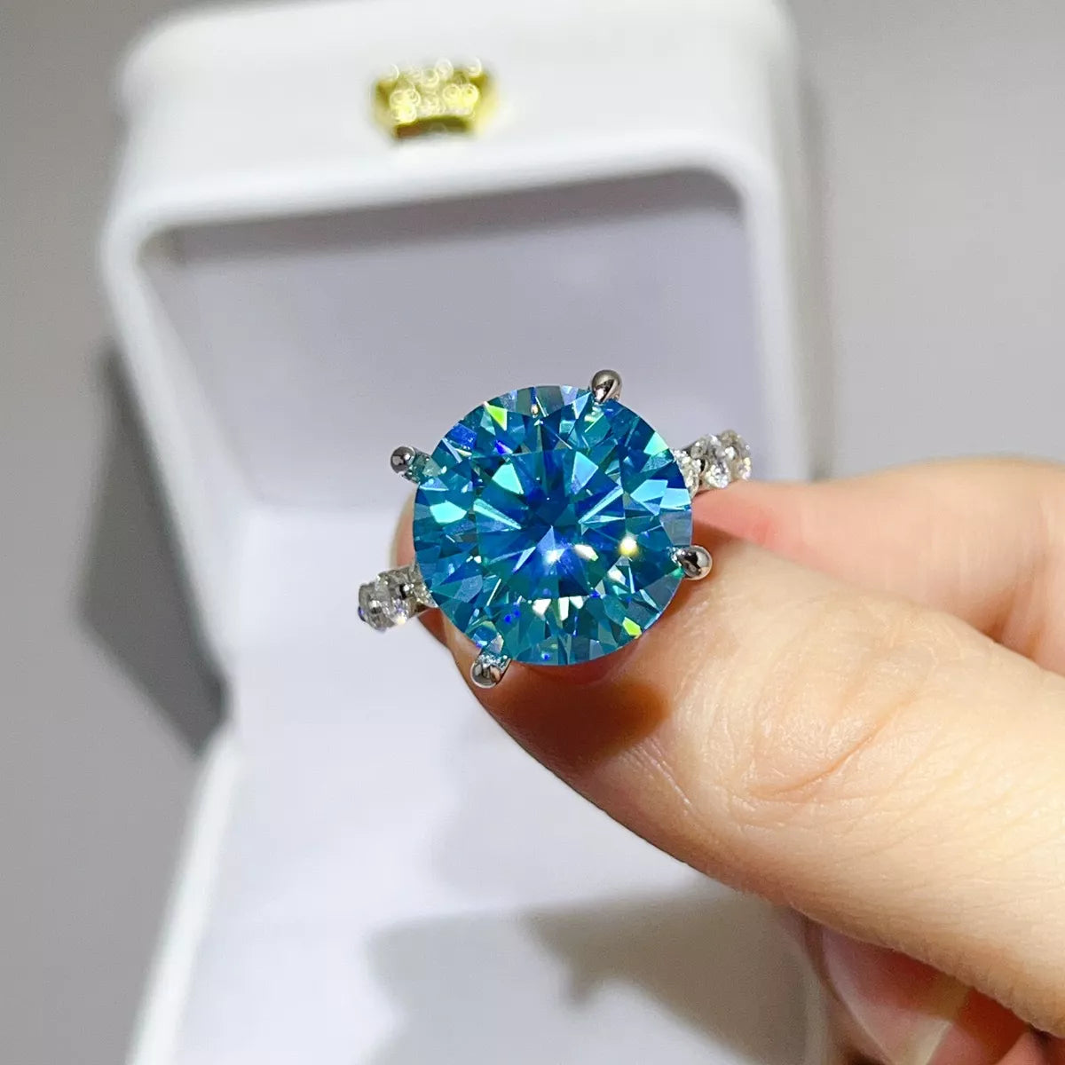 10 Carat 925 Sterling Silver Moissanite Ring