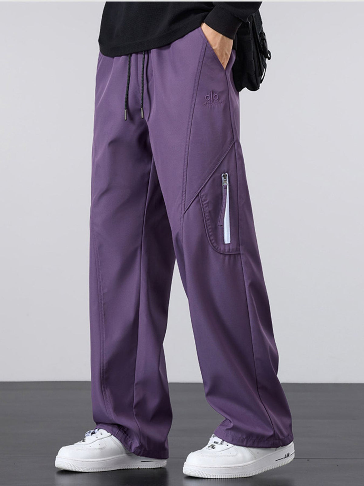 Men's Plus Size Loose Fit Cargo Pants with Zipper Pocket in Purple