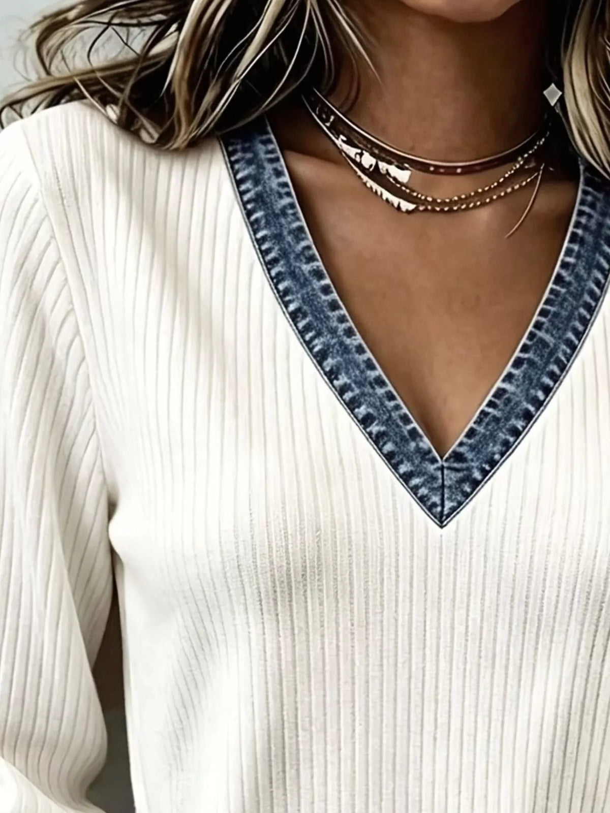 Denim Trim V-Neck Ribbed Knit Top