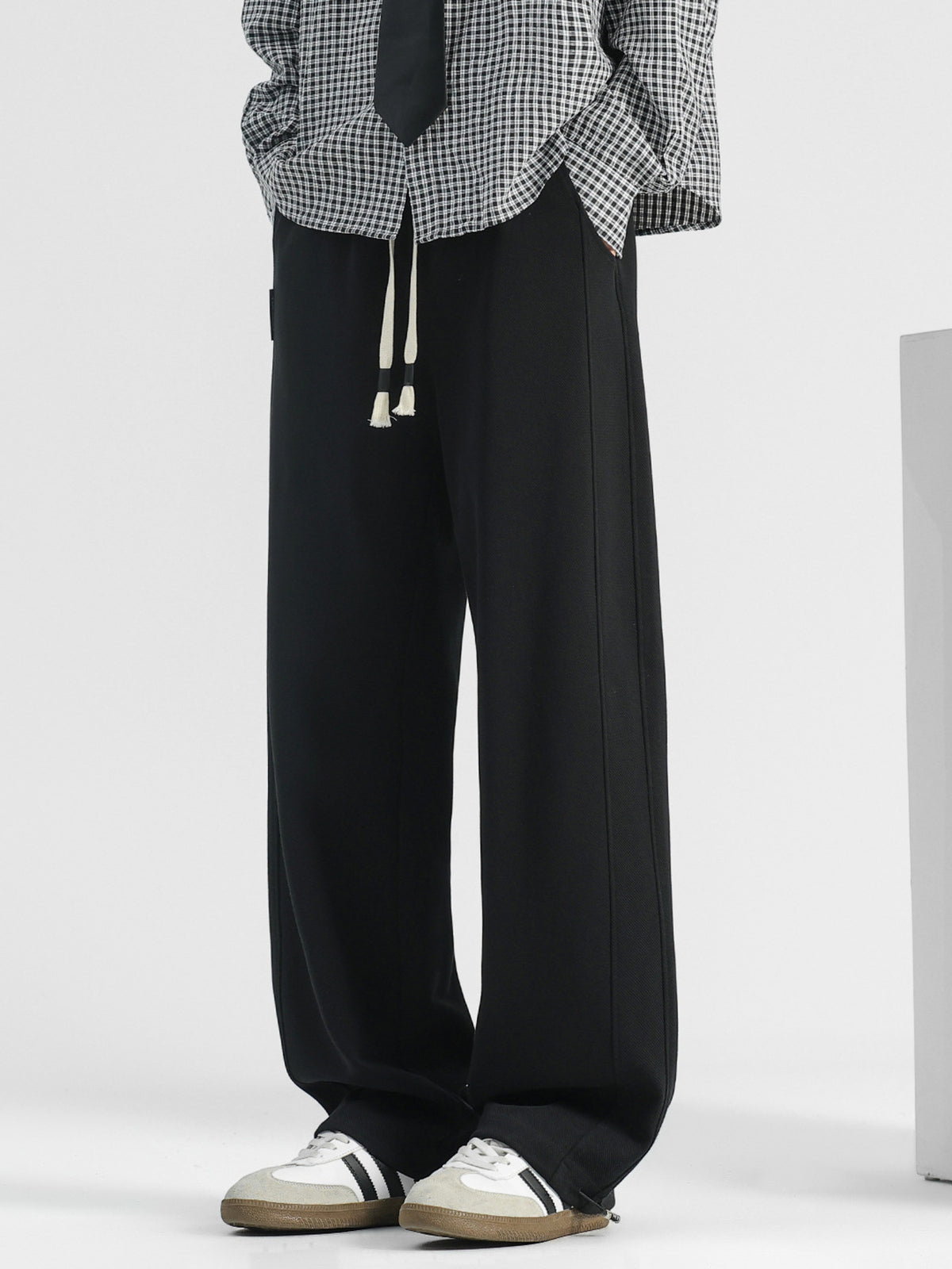 Men's Plus Size Casual Loose-Fit Drawstring Pants in Black