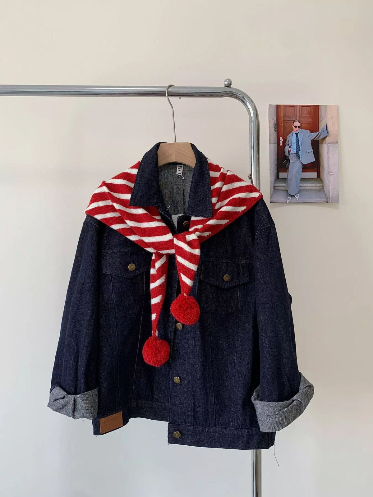 Striped Knitted Scarf with Pom-poms - Lilixa.store