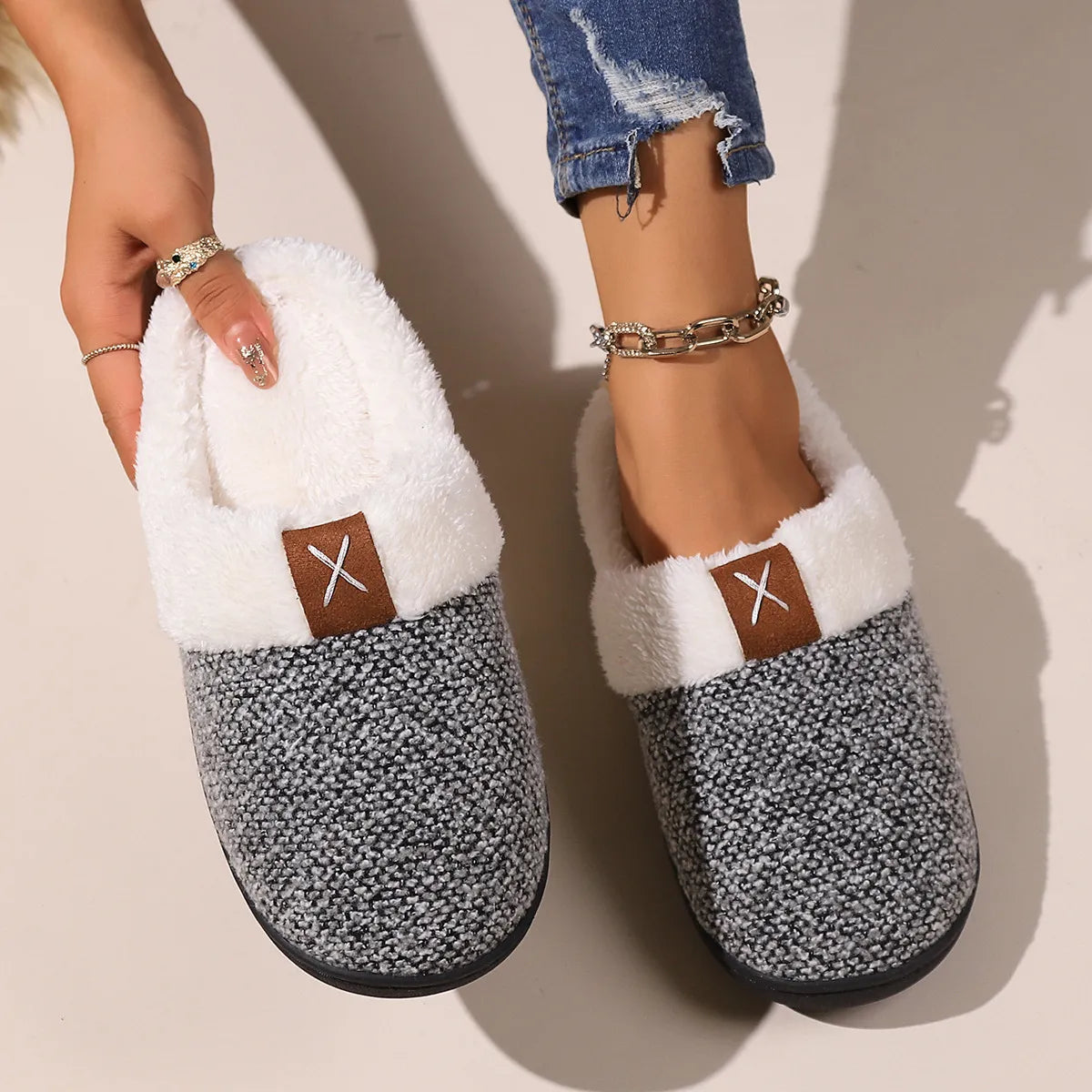 Cozy Fleece-Lined Slippers - Lilixa.store