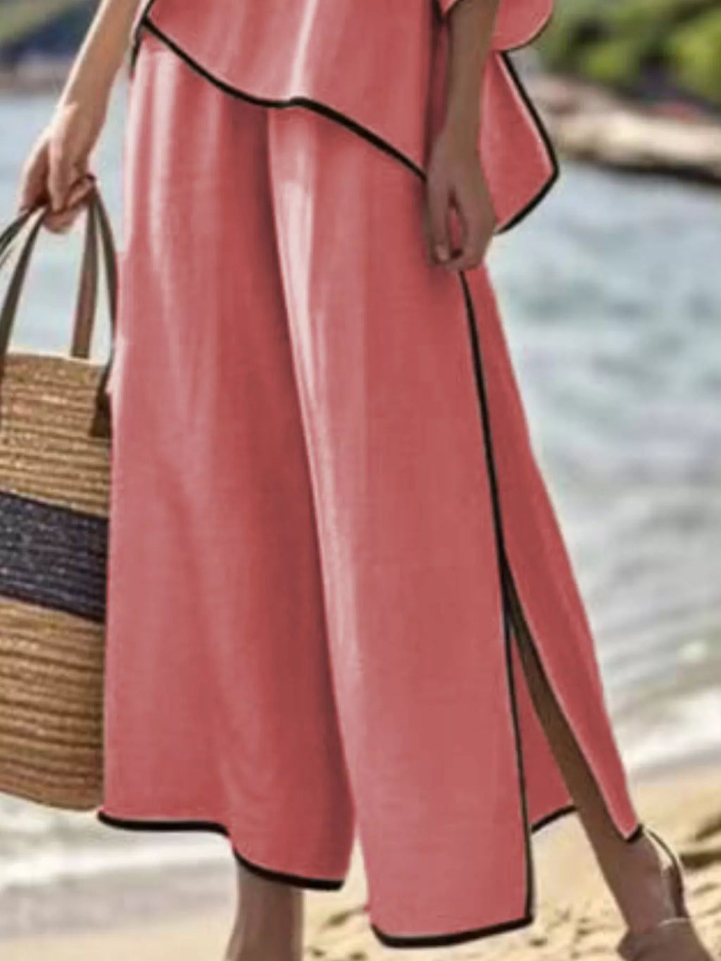 Full Size Contrast Trim Top and Wide Leg Pants Set Plus Size - Lilixa.store