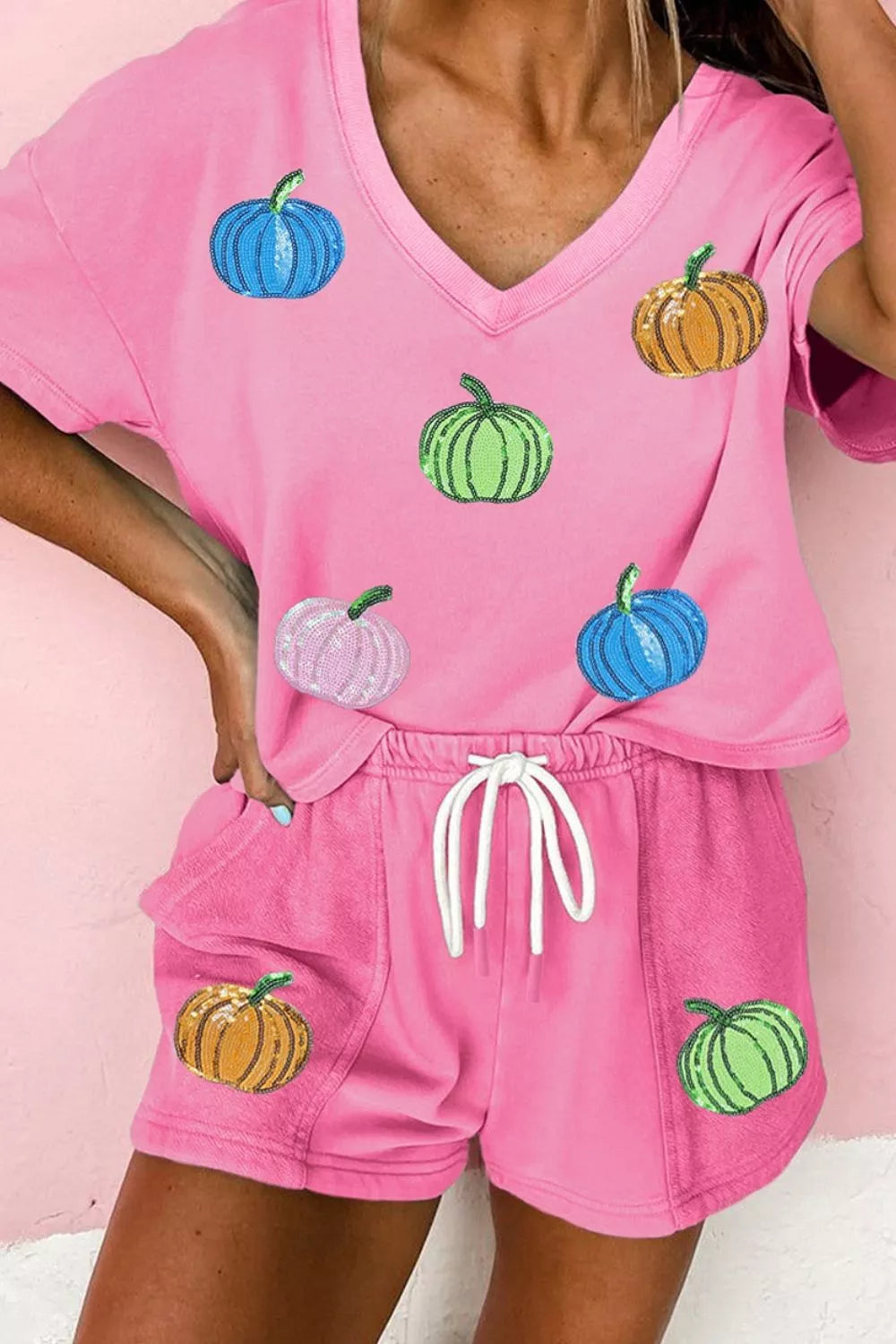Sequin Halloween Pumpkin Pattern V Neck Tee and Drawstring Bottoms Casual Set - Lilixa.store