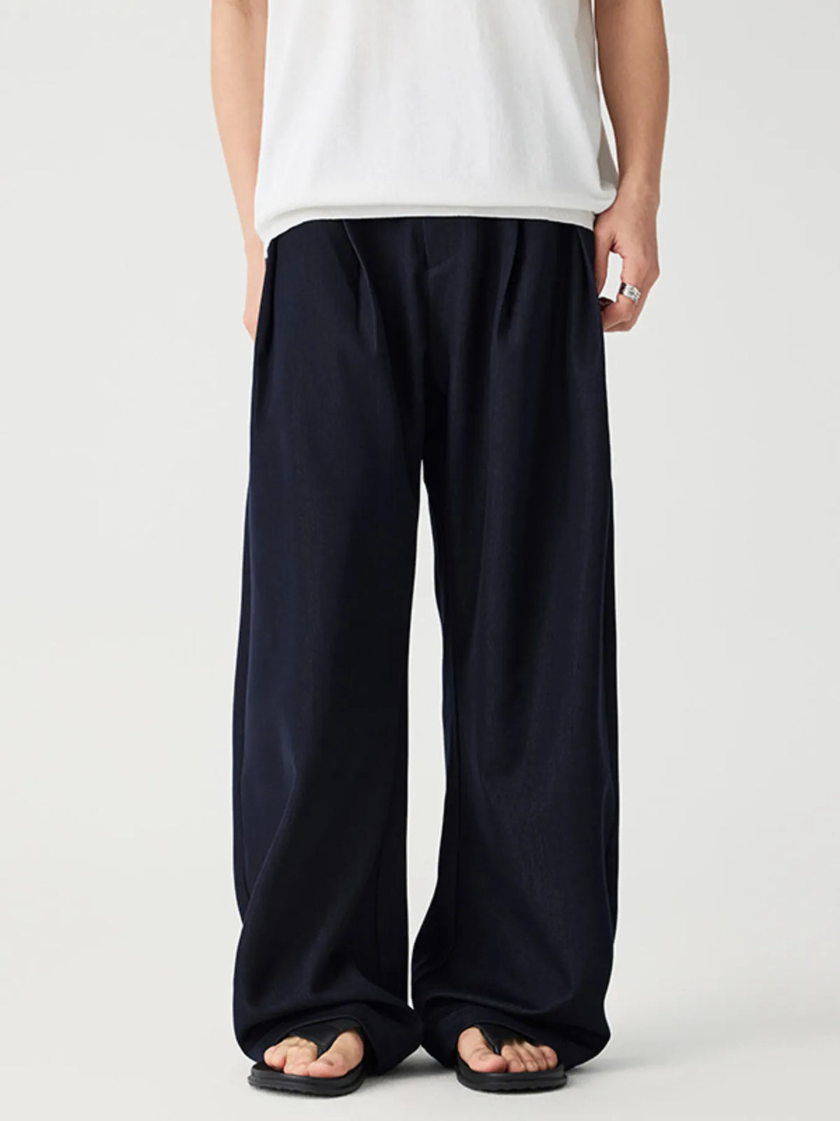 Men's Wide Leg Pants in Dark Blue