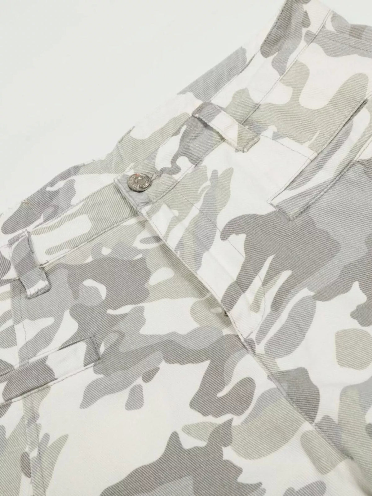Men's Camouflage Wide-Leg Cargo Pants in Camouflage Color, view 6