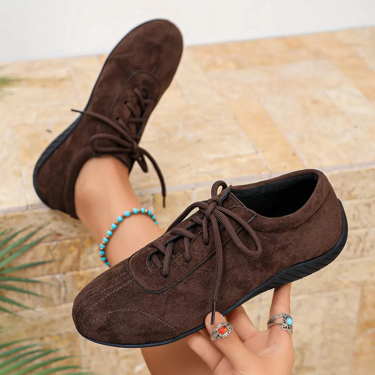 Round Toe Lace Up Sneakers - Lilixa.store
