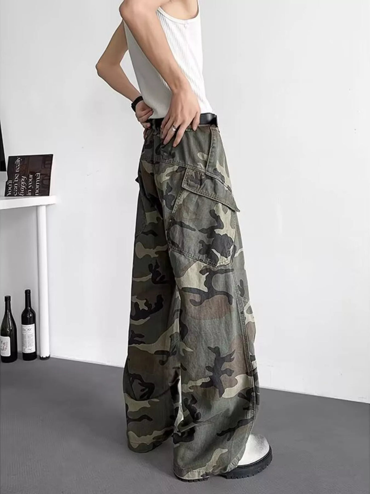 Men's Plus Size Loose Fit Camouflage Cargo Pants in Green Camouflage, view 4