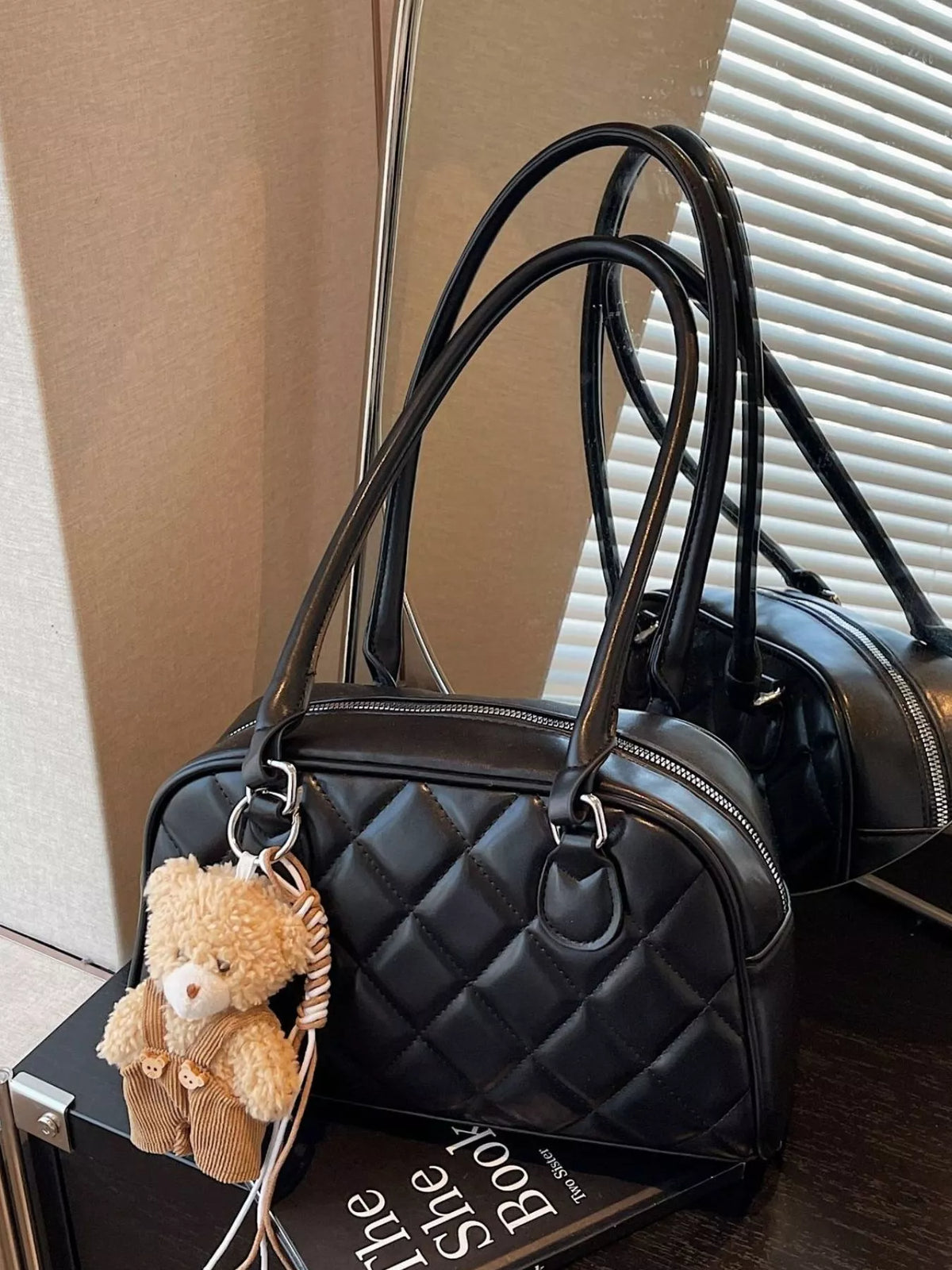 Quilted Leather Shoulder Bag - Lilixa.store