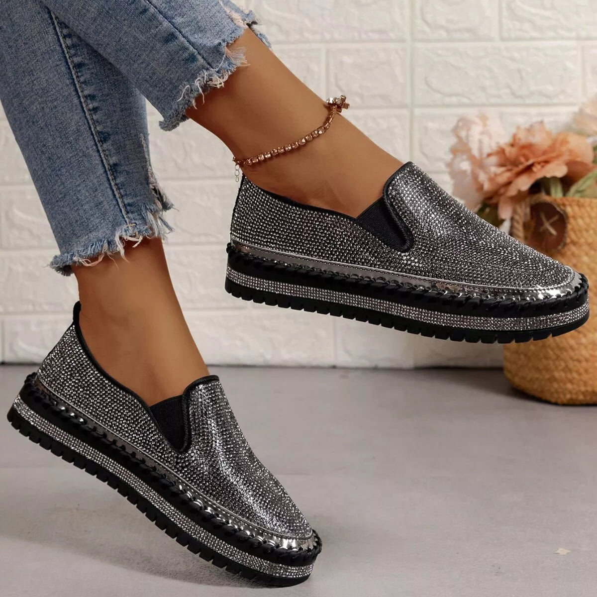 Rhinestone Round Toe Platform Loafers in Black