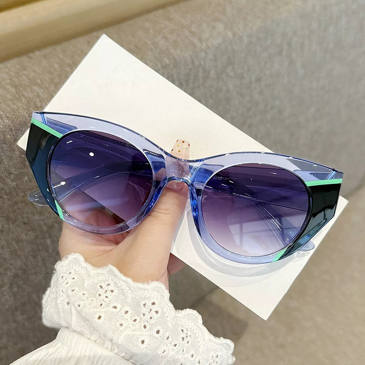 Vintage Cat-Eye Sunglasses - Lilixa.store