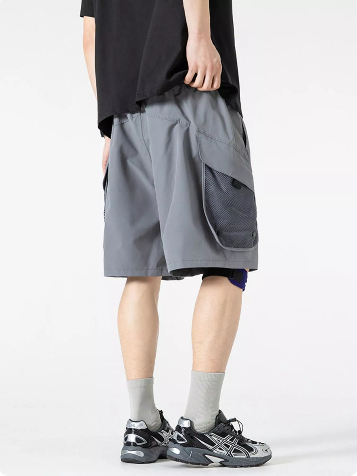 Men's Multi-Pocket Quick-Dry Cargo Shorts in Cloud Gray, view 6