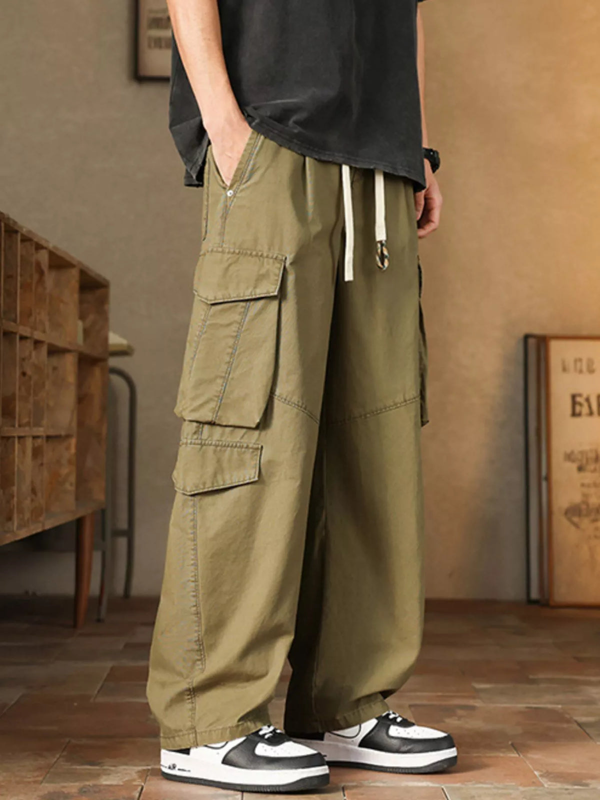 Men's Plus Size Loose Fit Cargo Pants with Drawstring in Green