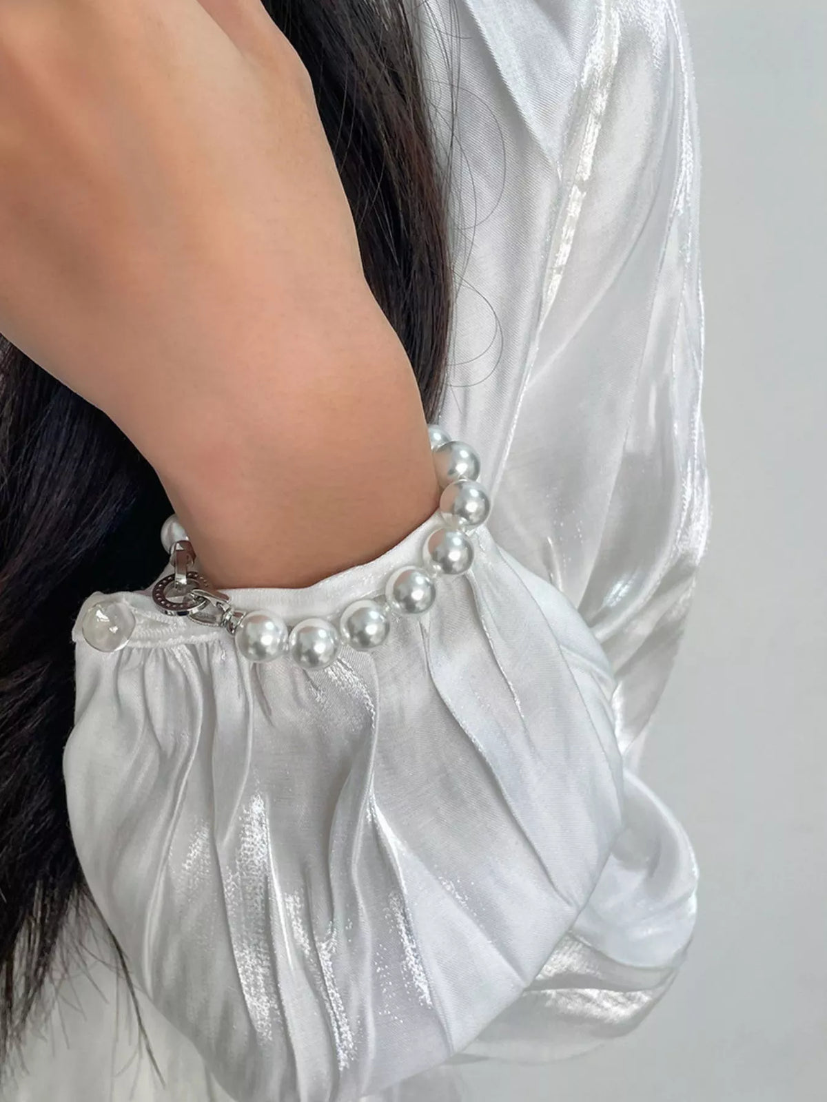 Pearl Beaded Bracelet with Clasp - Lilixa.store