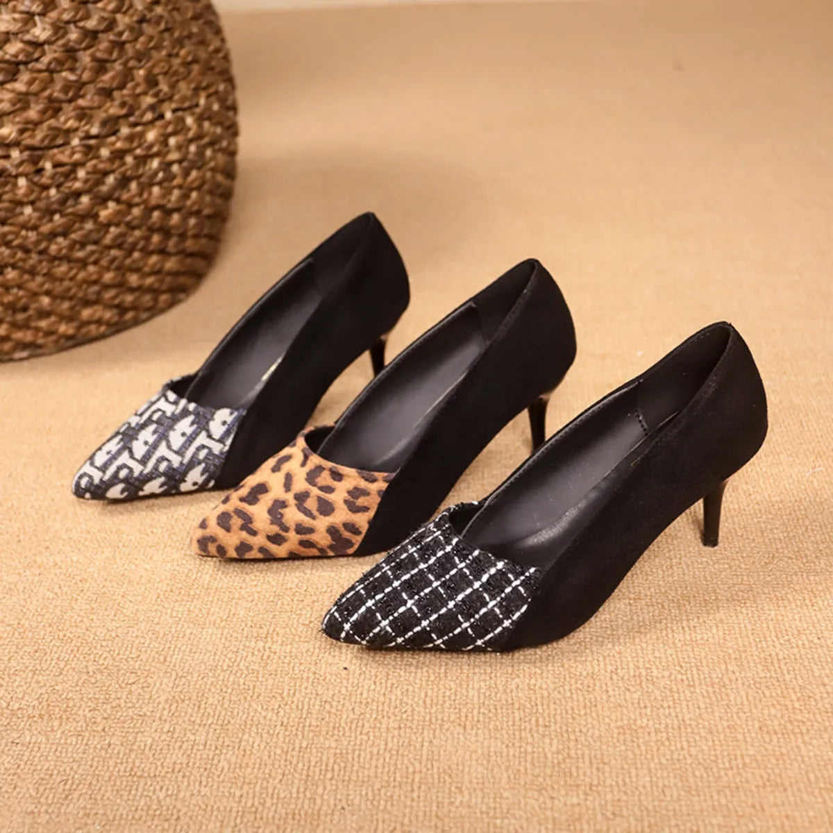 Point Toe Suede Pumps - Lilixa.store