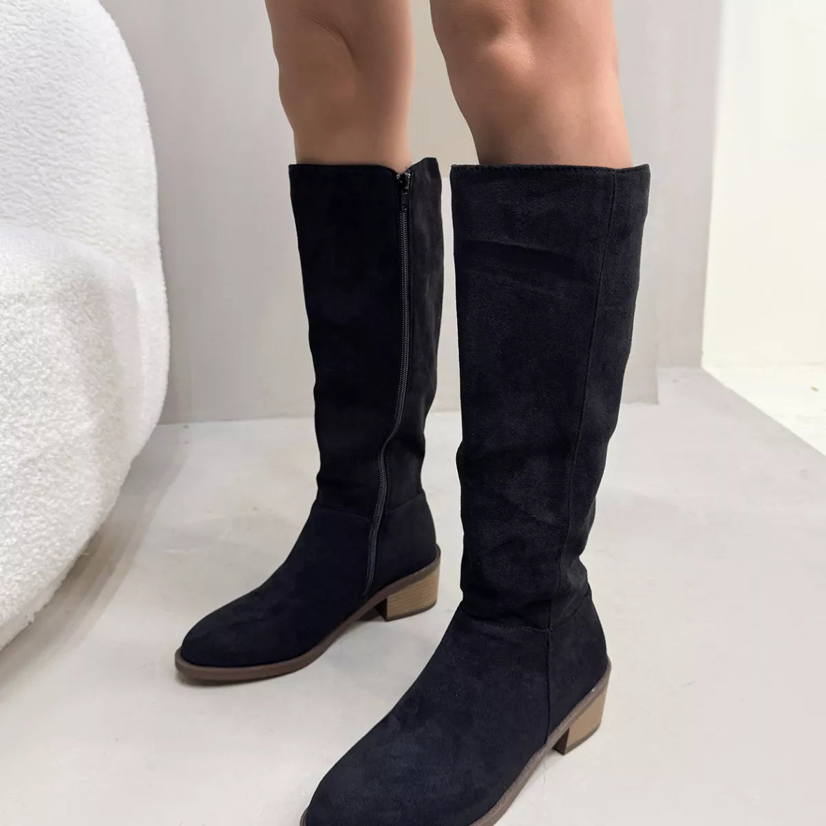 Side Zipper Closure Suede Knee-High Boots - Lilixa.store