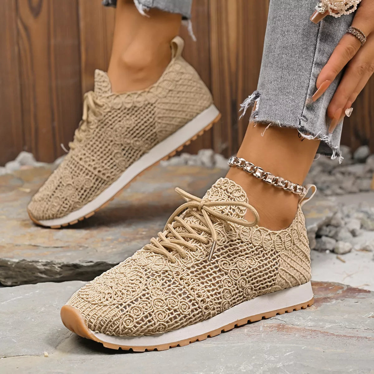 Round Toe Lace Up Sneakers - Lilixa.store