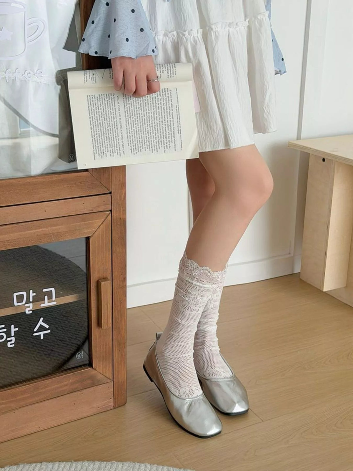 Lace Fishnet Knee-High Socks - Lilixa.store