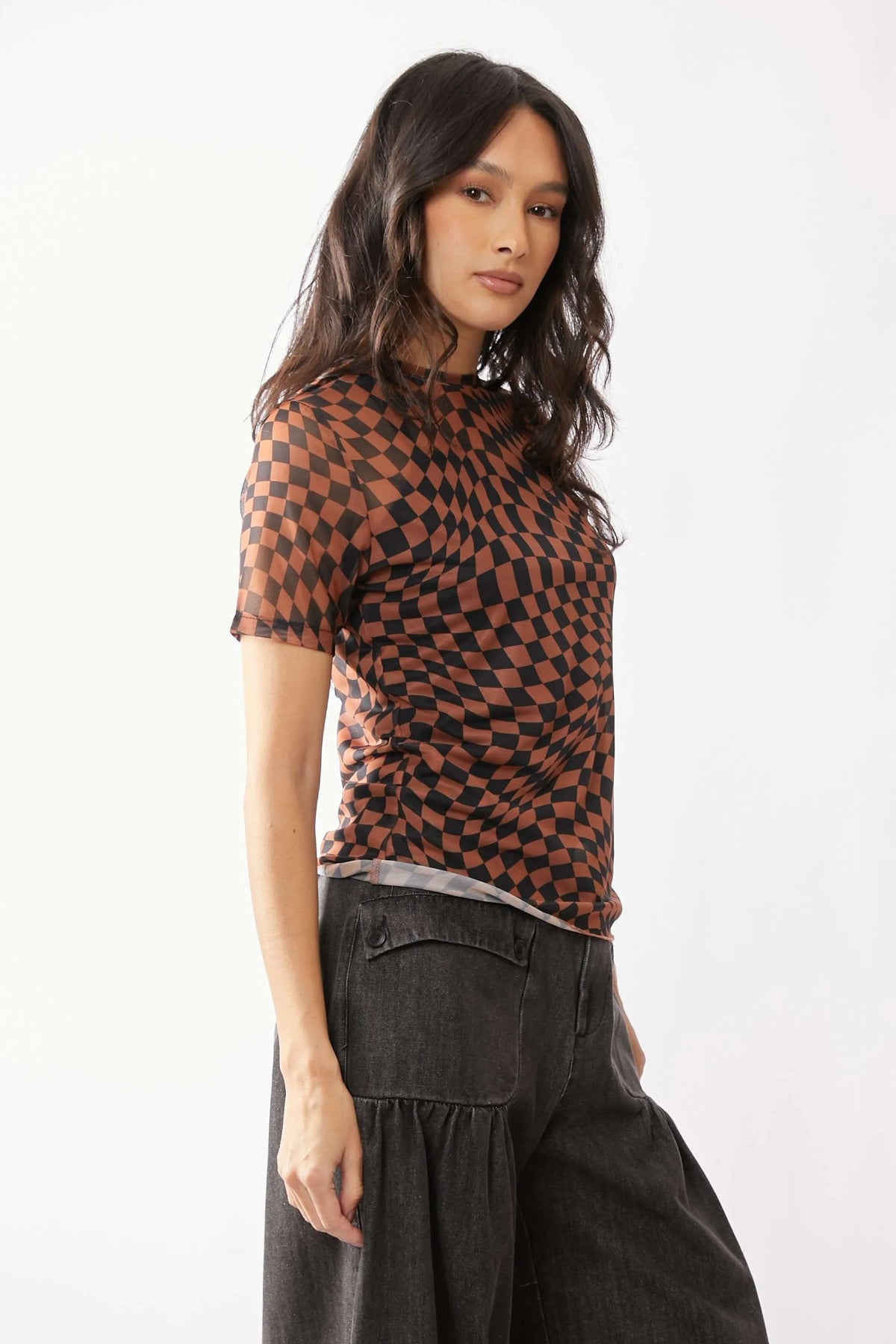 Davi & Dani Checker Board Printed Mesh Short Sleeve Top - Lilixa.store